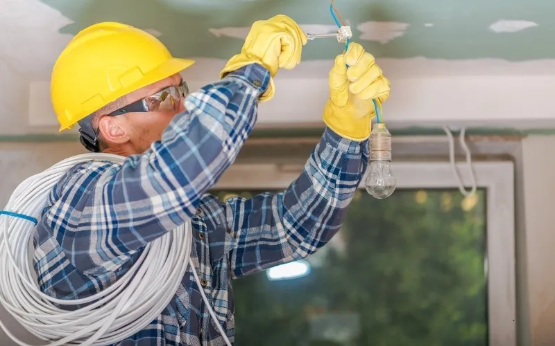 Elektrikçi Eldivenleri